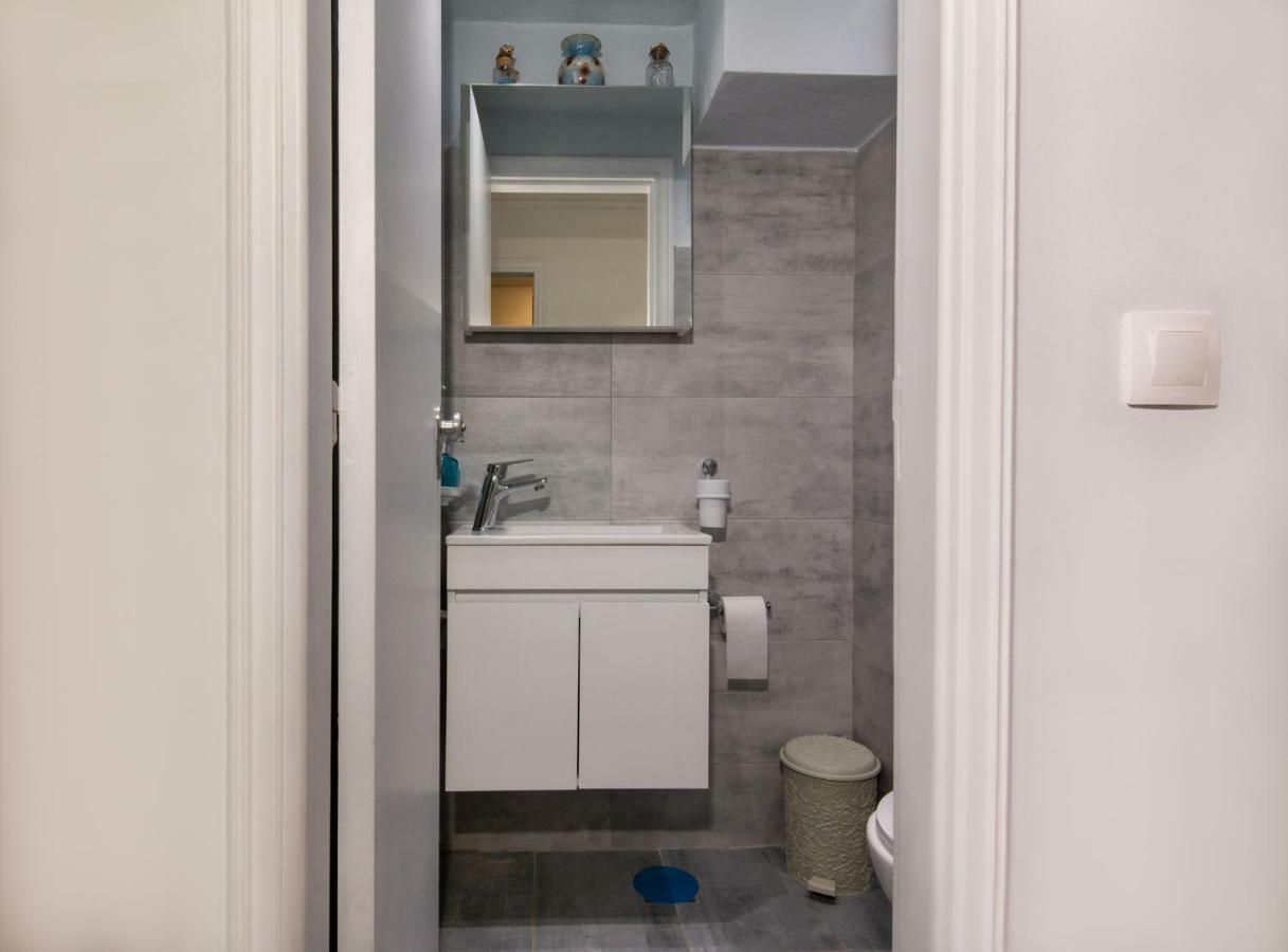 Coastal Apartment Palaio Faliro Athens Ngoại thất bức ảnh